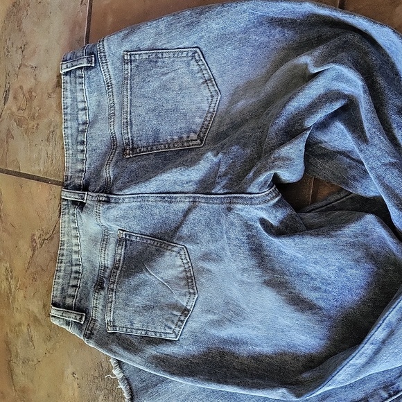 Shein Frenchy Jeans - Picture 7 of 8